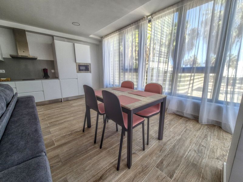 Yan Building 4B BY CanariasGetaway