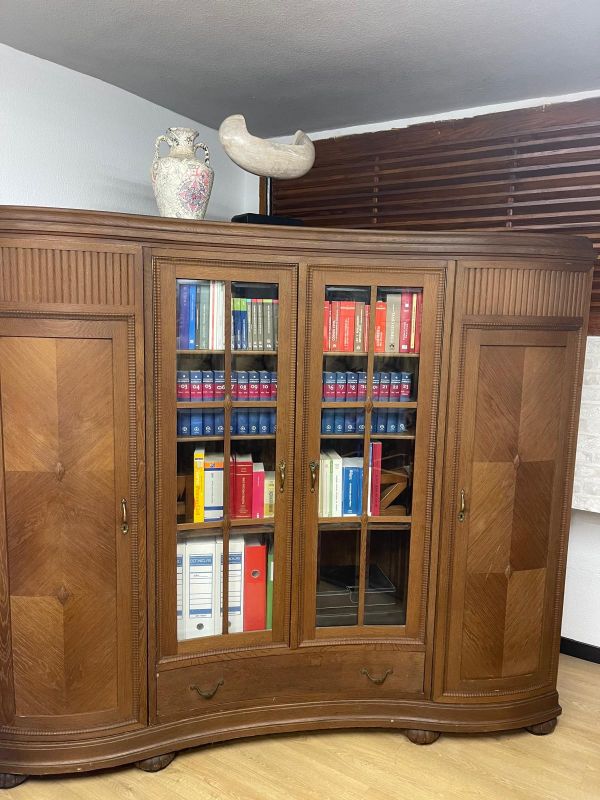 Alquiler de Muebles Clásicos para Rodajes y Producciones